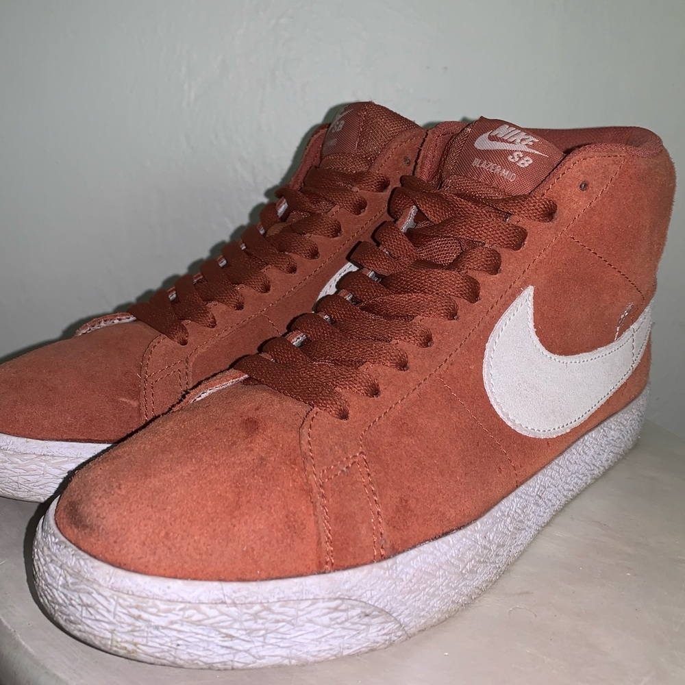 Nike SB Blazers in Natural Suede Light Brown /Rust